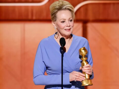 Jean Smart pushes TV networks not to air Hollywood award shows, donate the money to fire relief instead