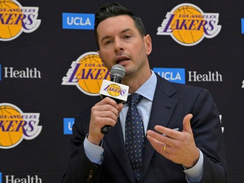 Lakers coach JJ Redick, Palisades resident, offers 'thoughts and prayers' after family evacuated due to fires