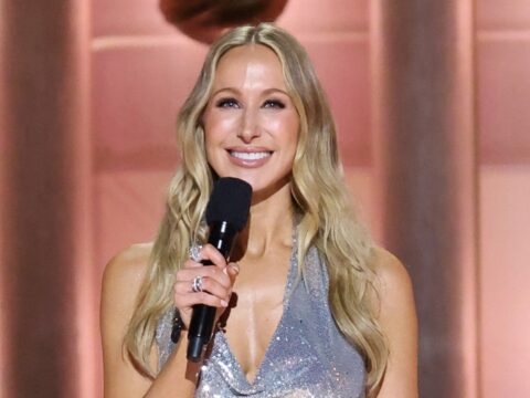 Nikki Glaser mocks Diddy, Ben Affleck in Golden Globes monologue