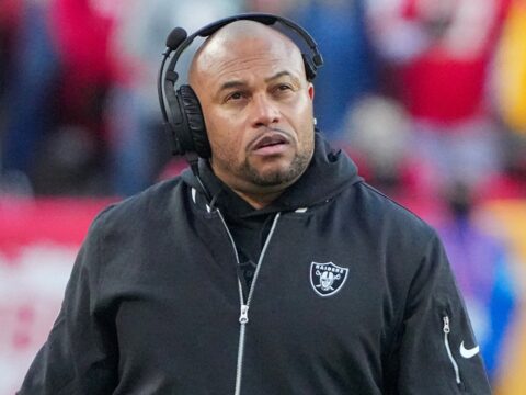 Raiders fire head coach Antonio Pierce: reports